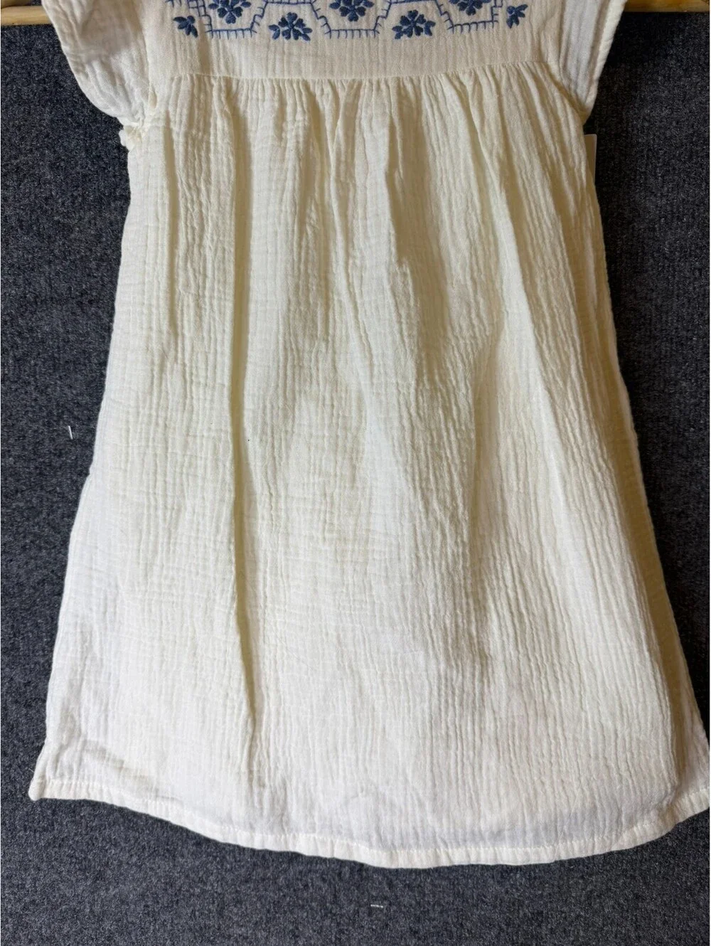 Carters Girls 5T White Double Gauze Cotton Embroidered Square Neck Flutter Dress